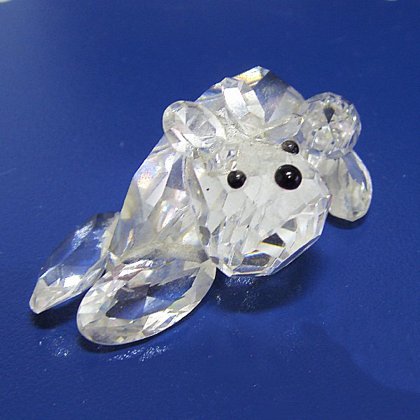 (a1057)Small crystal dog.